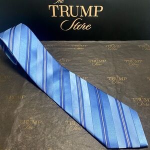 PRESIDENT DONALD J TRUMP Signature Collection Tie